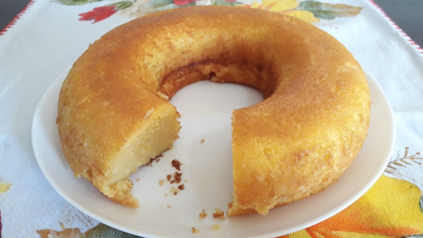 Bolo de Fubá Cremoso de Liquidificador: A Receita Mais Fácil Para um Café da Tarde Inesquecível!