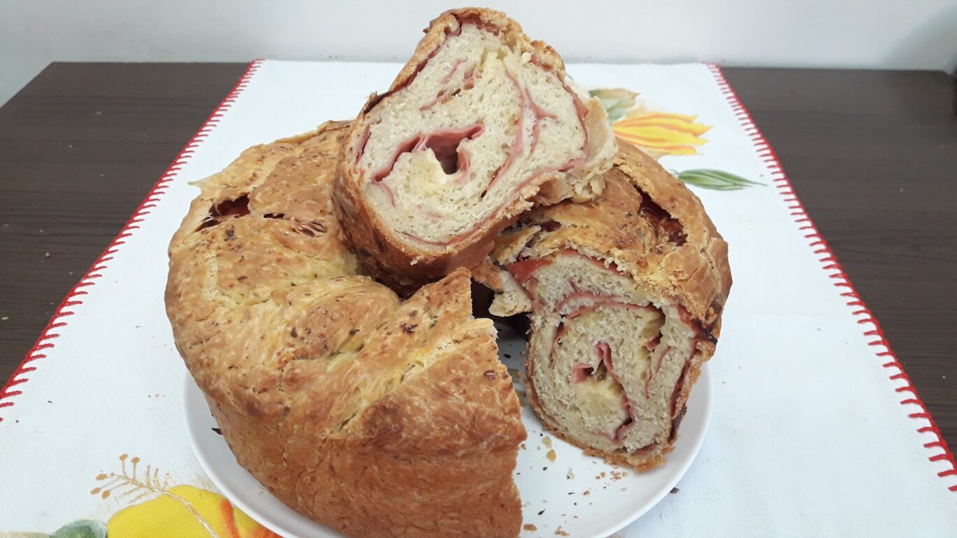 Pão tortano de mortadela defumada – pão italiano recheado irresistível para lanche e festas